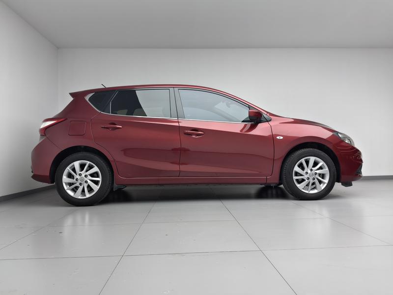 Nissan Qida TIIDA 2016