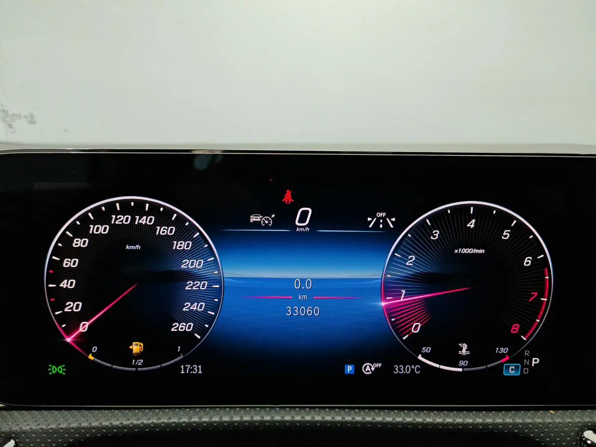 Mercedes-Benz Mercedes-Benz A-class A 200 L sports sedan fashion Version