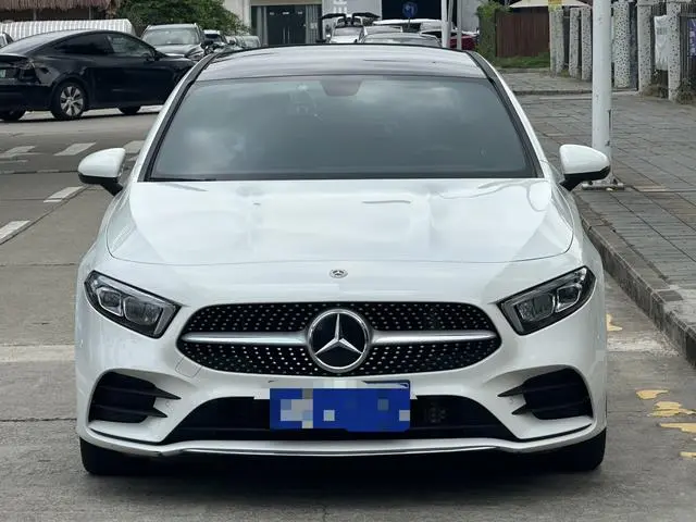 Mercedes-Benz Mercedes-Benz A-class A 200 L sports sedan dynamic Version