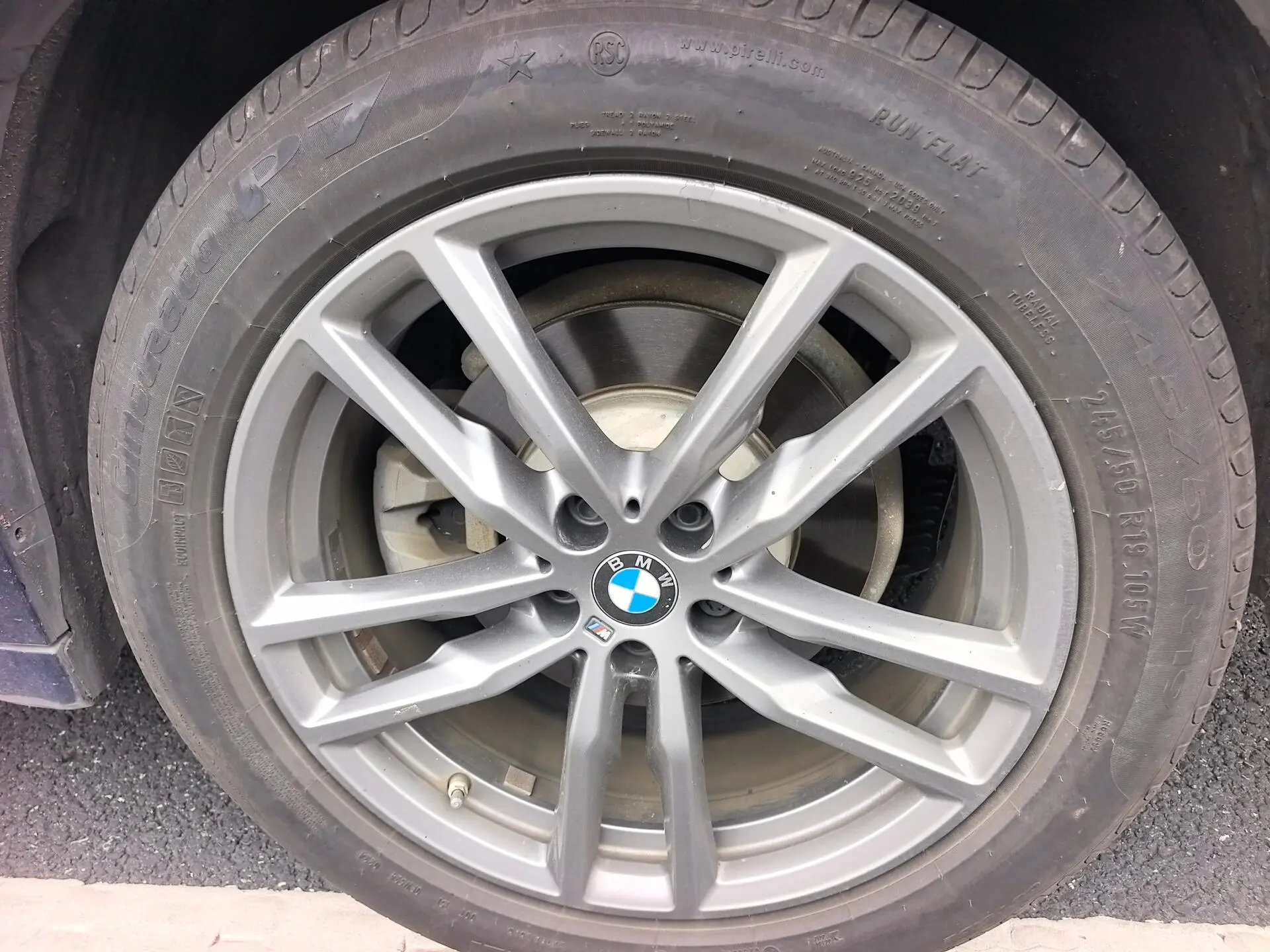 BMW BMW X3 xDrive28i M sports suit