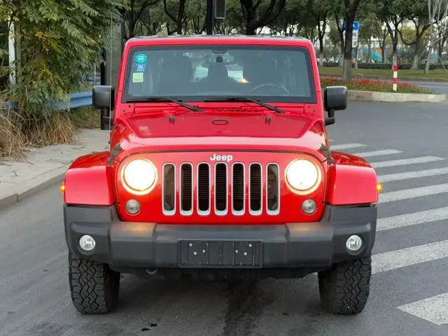 Jeep Wrangler 3.0L Sahara four-door Comfort edition