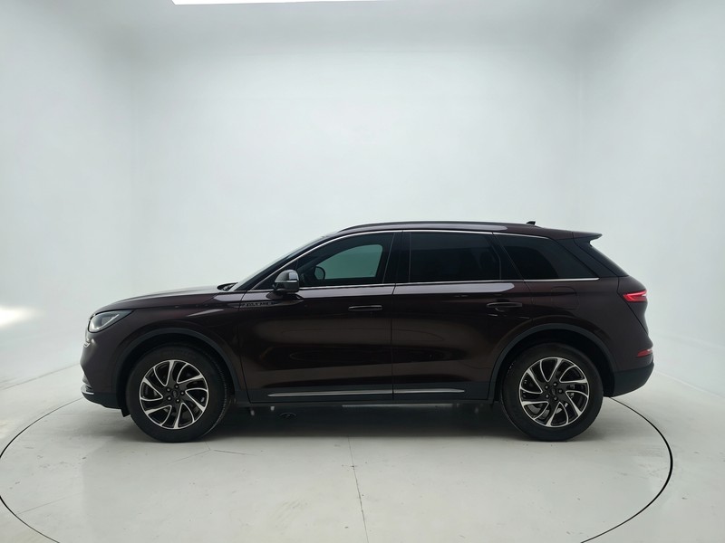 Lincoln adventurer 2022