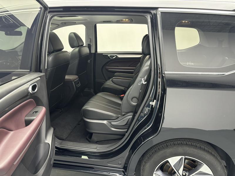 Trumpchi GAC Trumpchi M6 2021