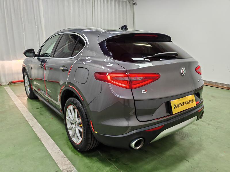 Alfa Romeo Stelvio Stelvio 2017
