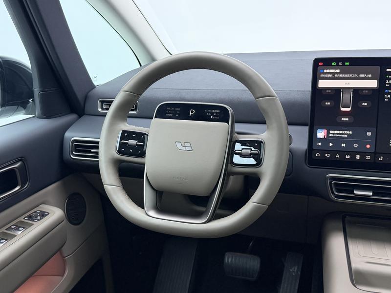 Li Auto Ideal MEGA 2025