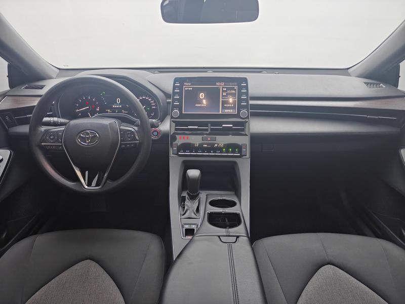 Toyota Asian Dragon 2019