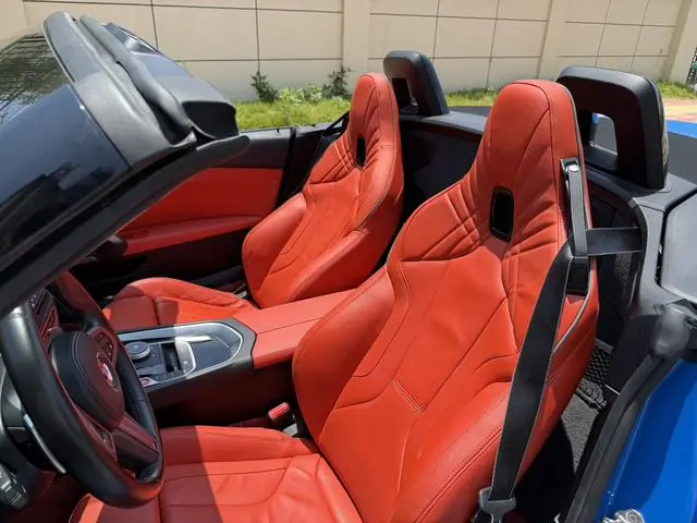 BMW BMW Z4 sDrive 25i Silver Cream Limited Edition