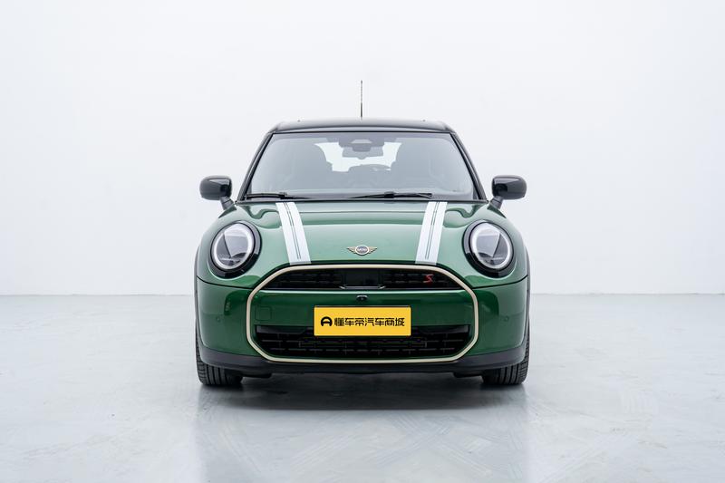 MINI MINI 2025
