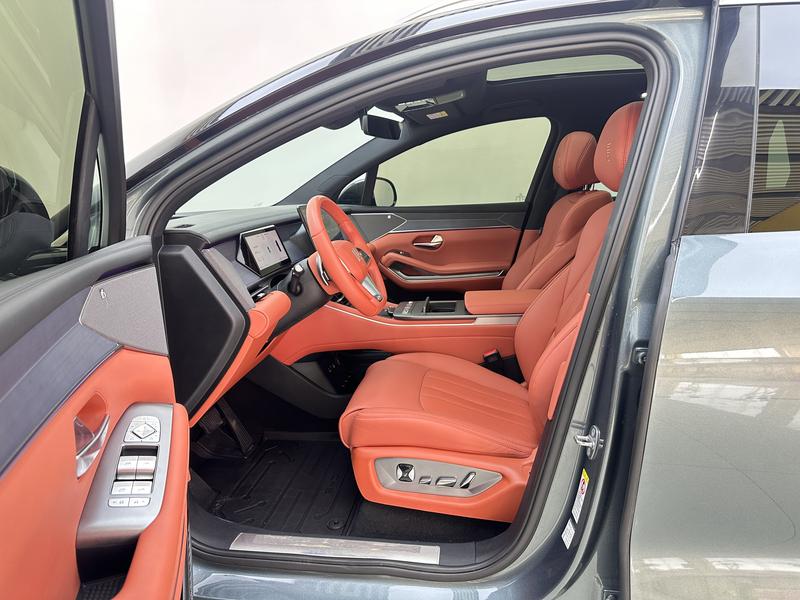 BYD Tang L DM 2025