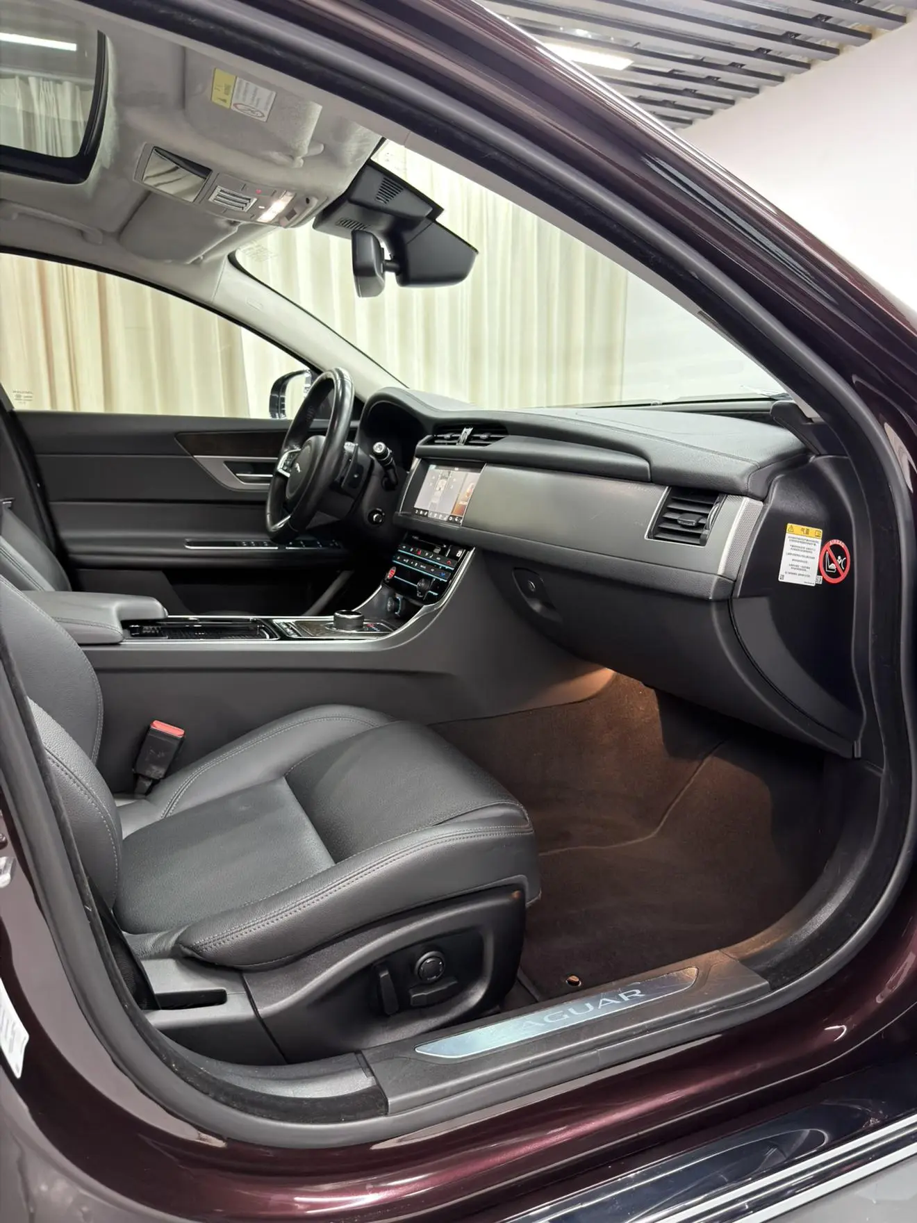 Jaguar Jaguar XFL XFL 2.0T 250PS Premium Edition