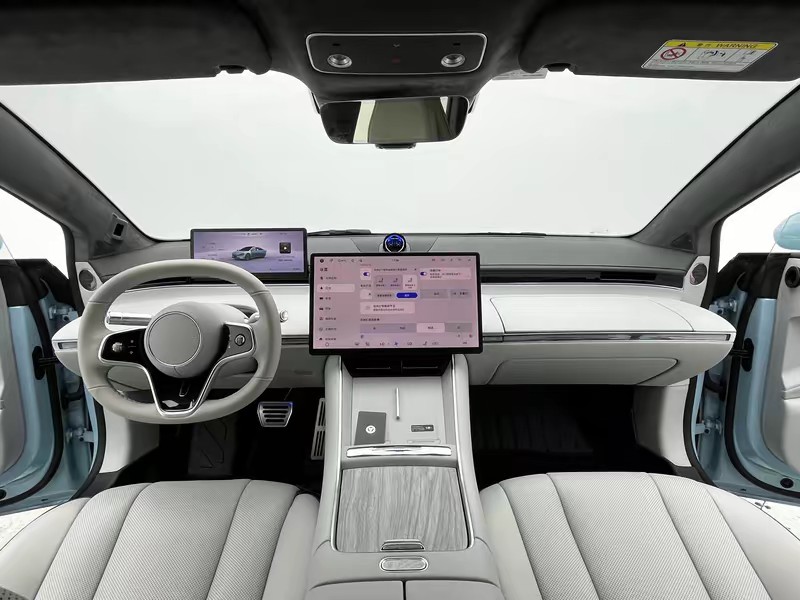 Luxeed Zhijie S7 2025