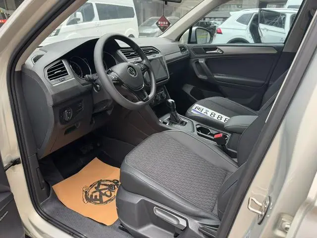 Volkswagen Tiguan L 280TSI automatic two-wheel drive Smart edition