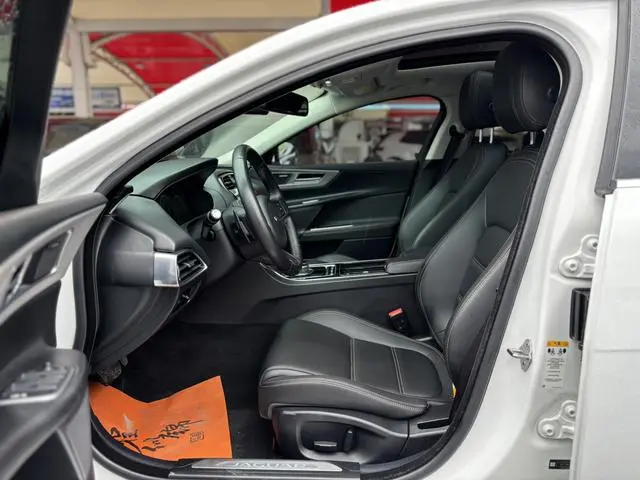 Jaguar Jaguar XEL 2.0T 200PS Premium Edition