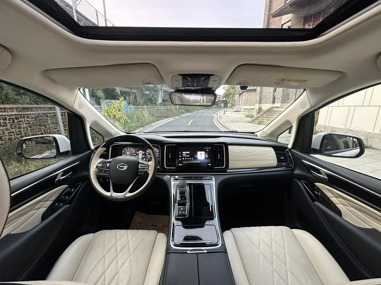 GAC Trumpchi M8 Master Series 390T four-seater Royal Edition