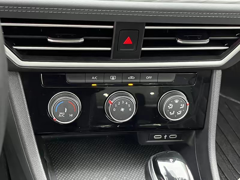 Volkswagen Sagitar 2023