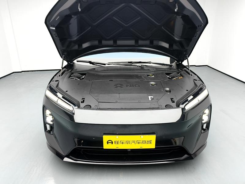 NIO NIO ET5 Touring 2025