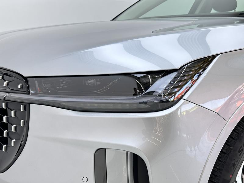 Lincoln Voyager 2025