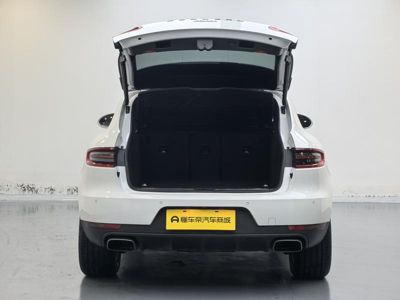 Porsche Macan 2016