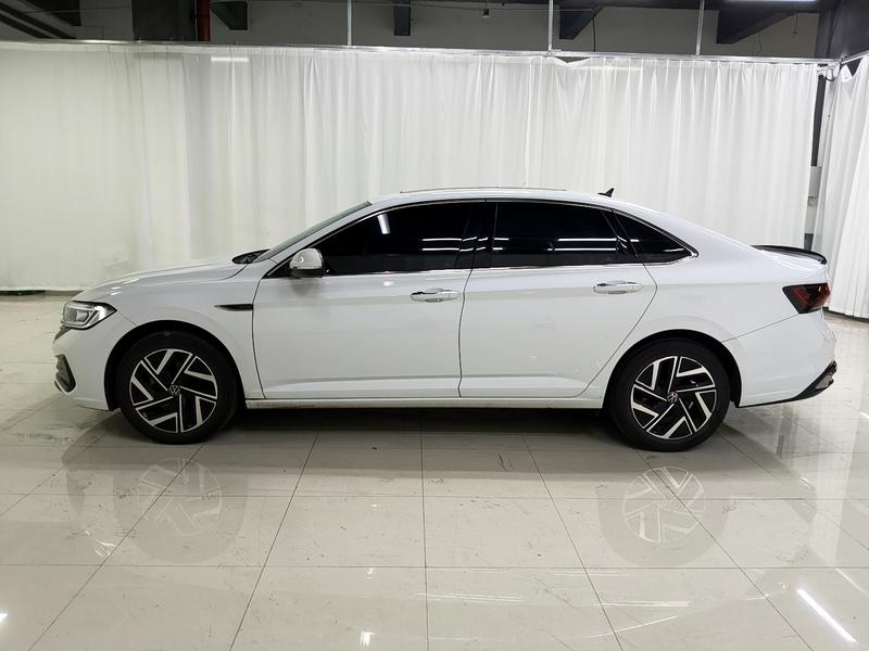 Volkswagen Sagitar 2023
