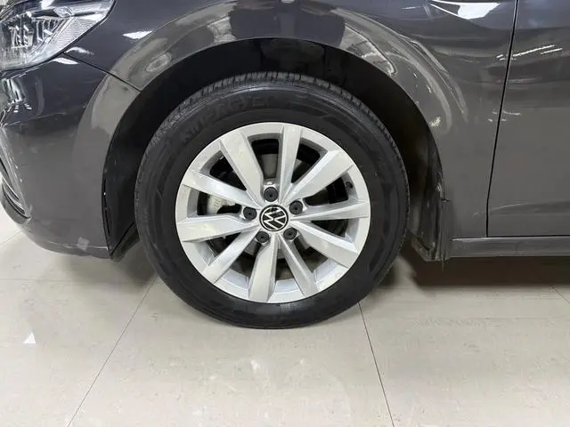Volkswagen Bora 1.5L automatic comfort intelligent version