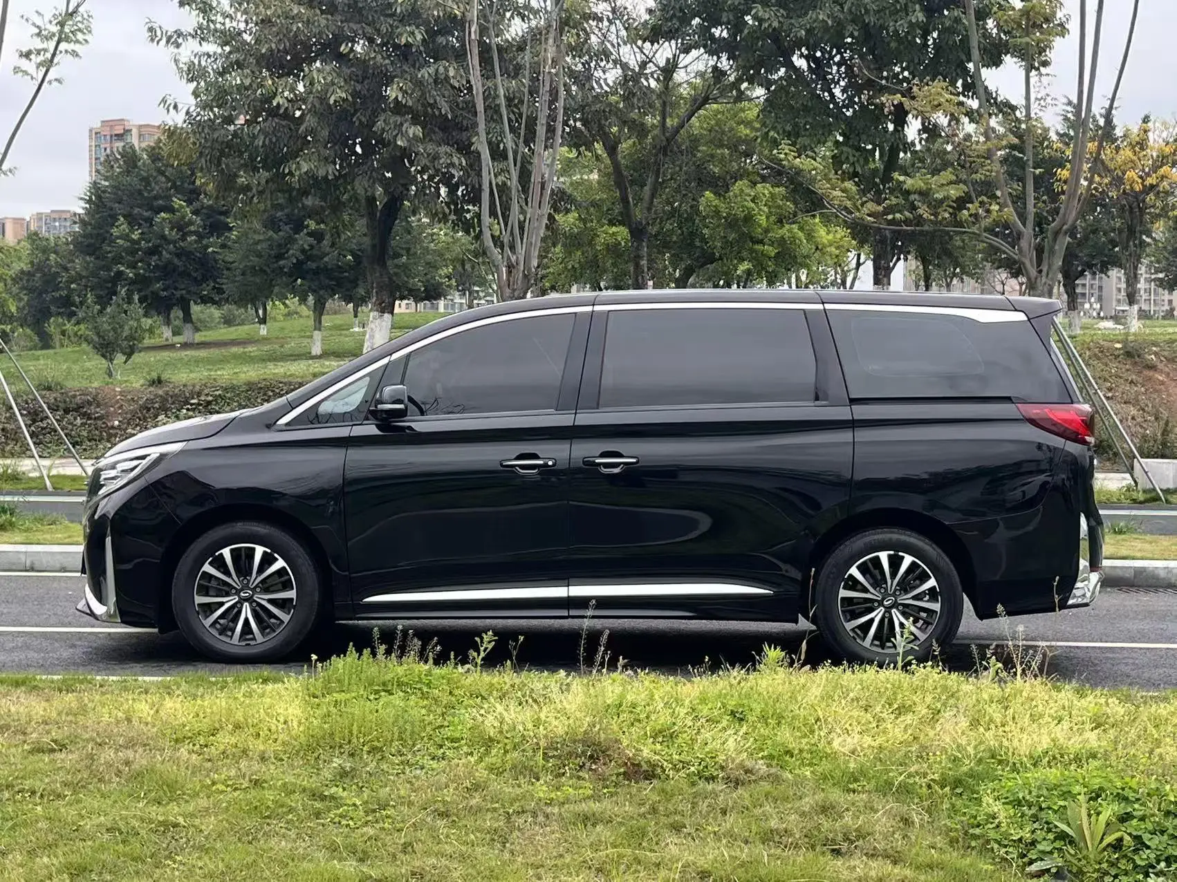 GAC Trumpchi M8 Lingxiu Series 390T Deluxe Edition