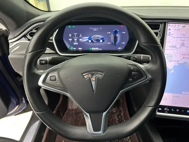 Tesla Model S 75D Standard battery life version