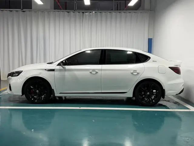 MG MG6 1.5T Automatic Trophy Deluxe Edition