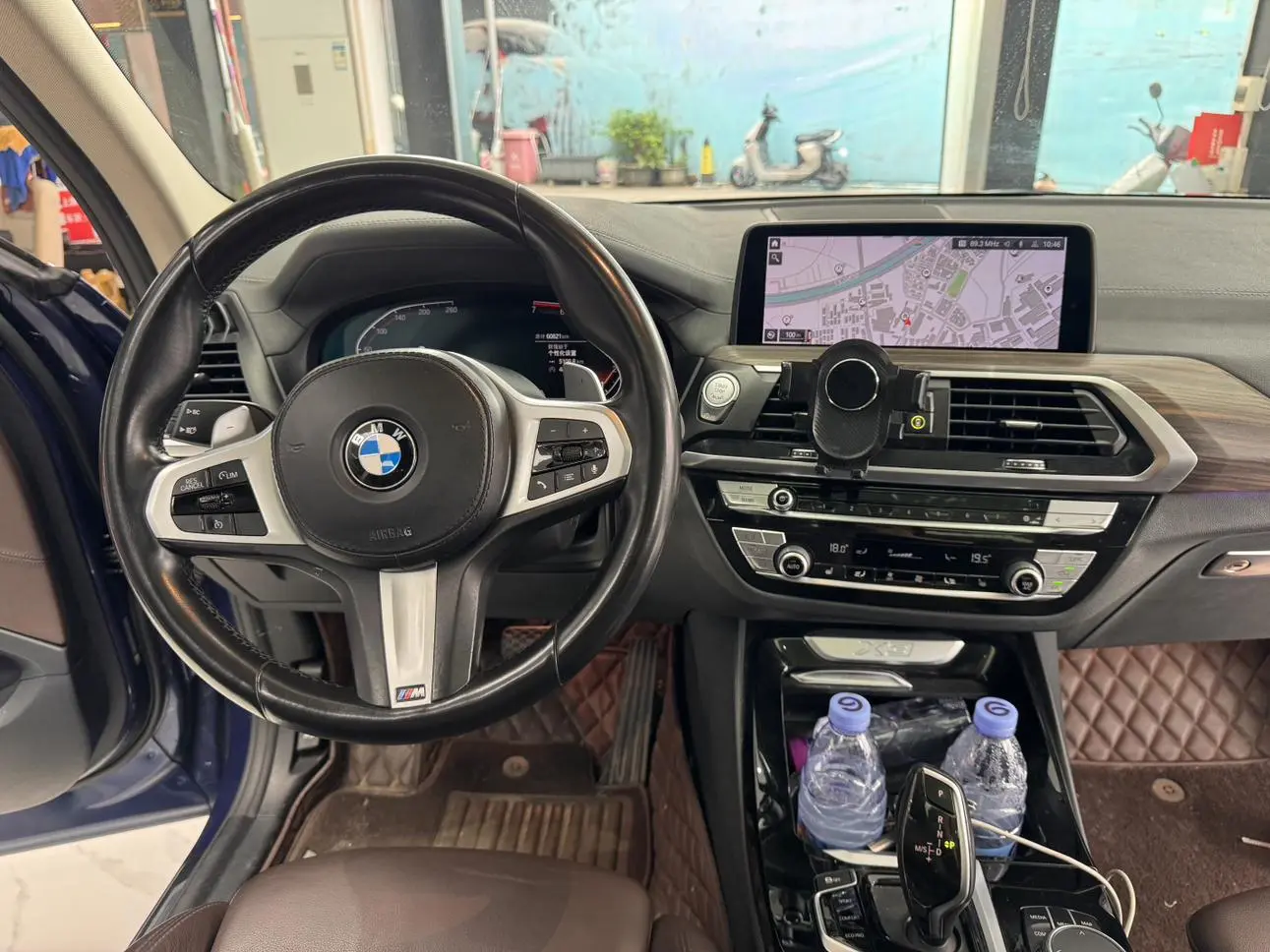 BMW BMW X3 xDrive28i M sports suit