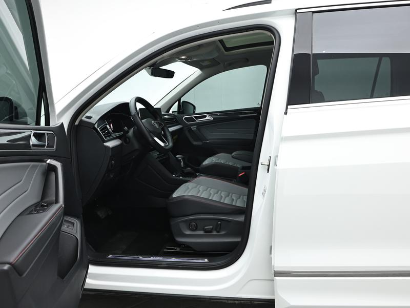 Volkswagen Tiguan L PHEV 2023