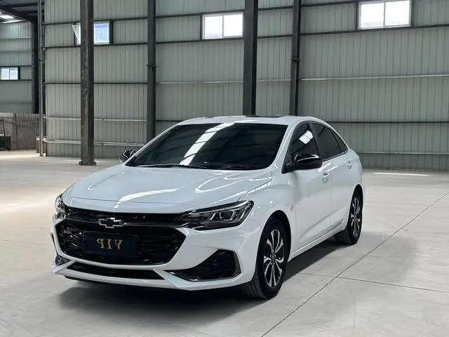 Chevrolet Cruze RS 330T Automatic Fun Version