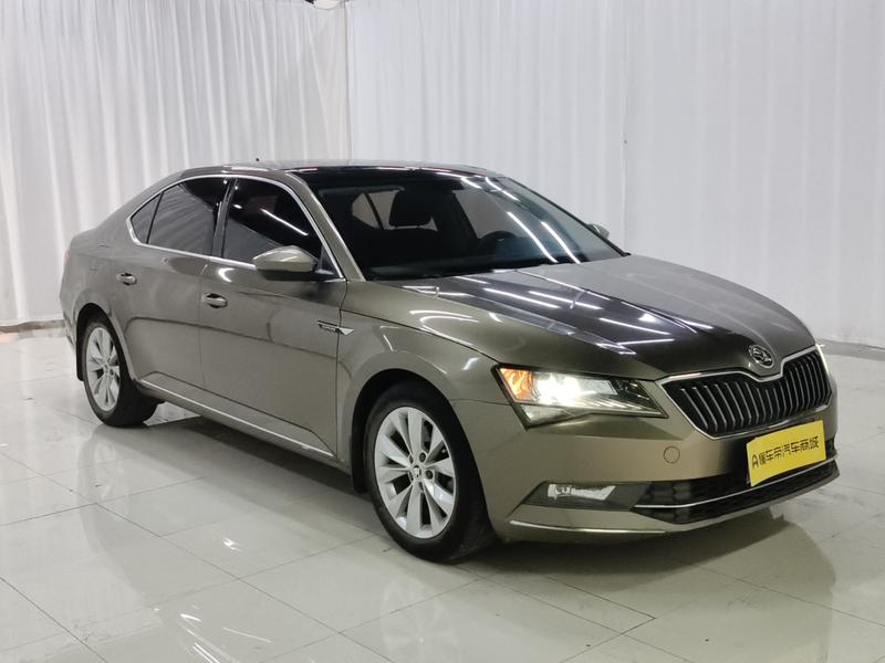 Skoda Superb 2016