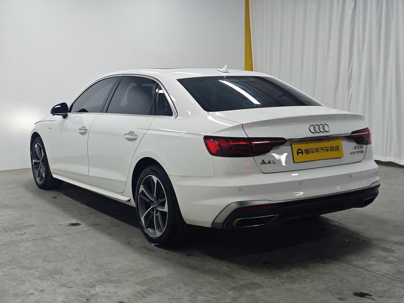 Audi Audi A4L 2022