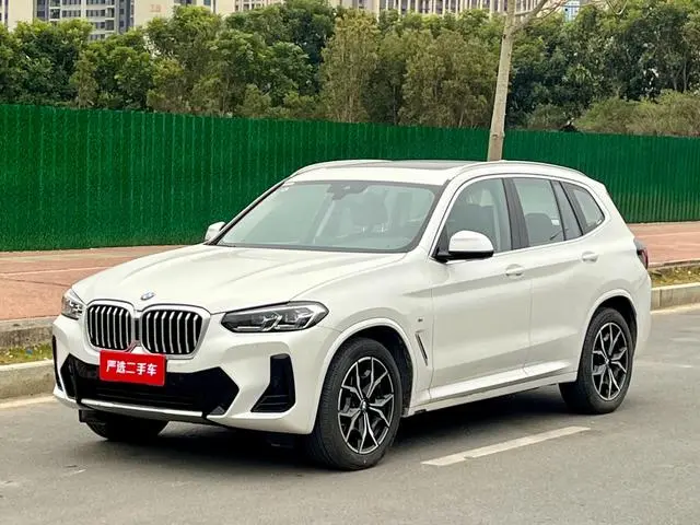 BMW BMW X3 Facelift xDrive25i M sports suit