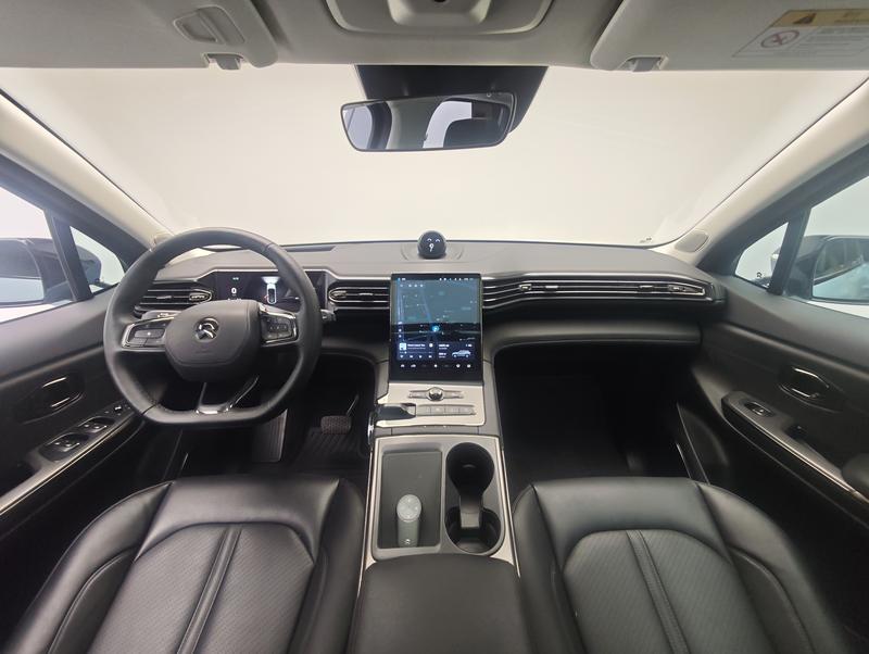 NIO NIO ES6 2020