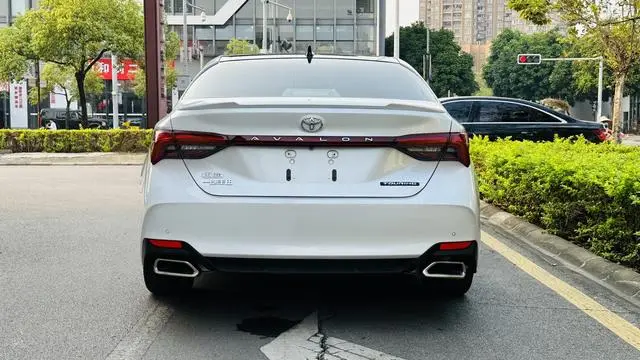 TOYOTA Asian dragon 2.5L Automatic Touring Premium Edition
