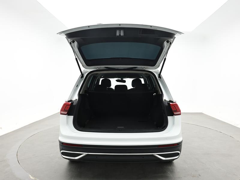 Volkswagen Tiguan L 2023