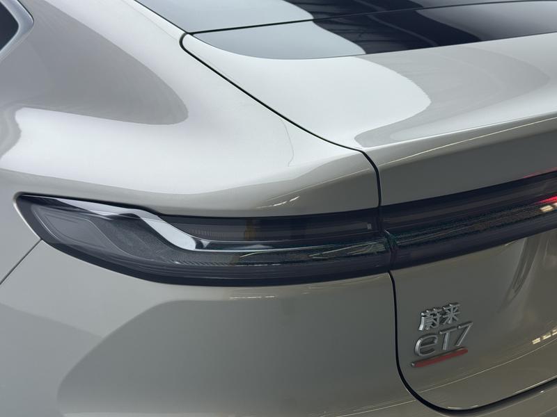 NIO NIO ET7 2021