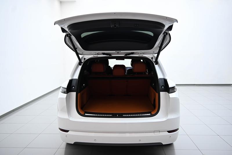 Li Auto Ideal L7 2024