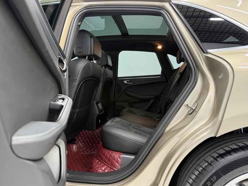 Porsche Macan 2014