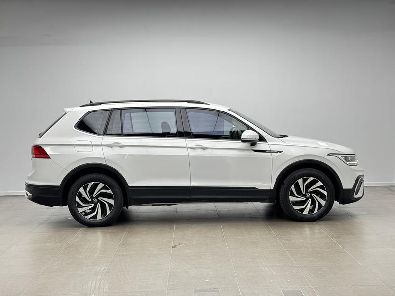 Volkswagen Tiguan L 2022