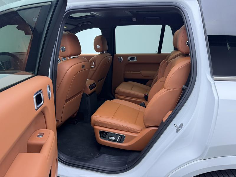 Li Auto Ideal L9 2025