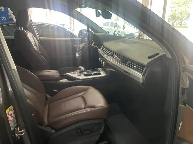 Audi Audi Q7 40 TFSI comfort type