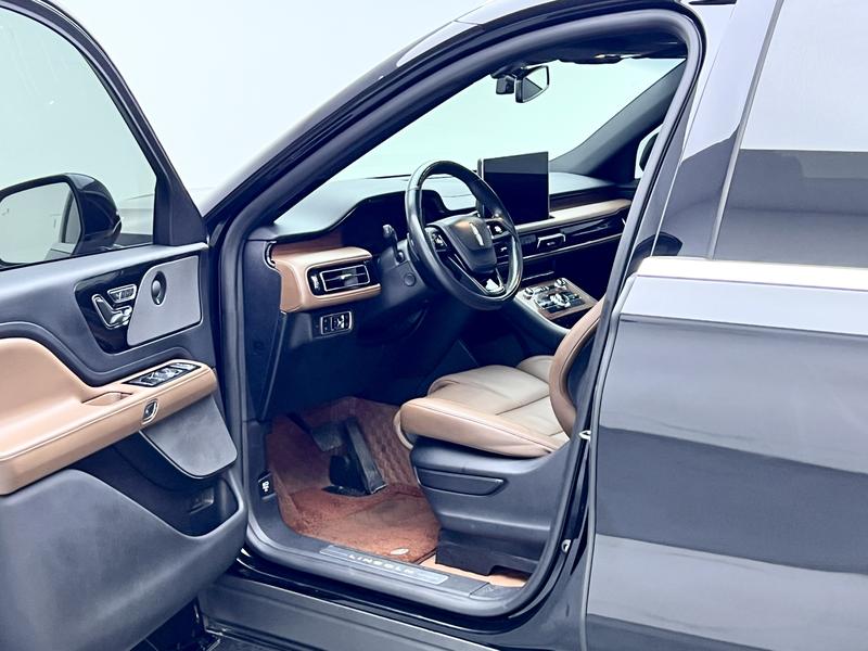 Lincoln aviator 2021
