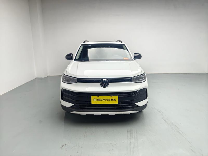 Volkswagen Tharu 2025