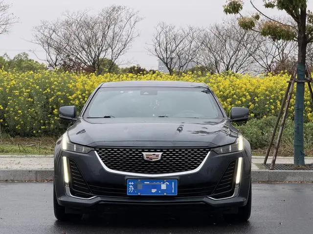 Cadillac Cadillac CT5 28T Luxury Standard Edition