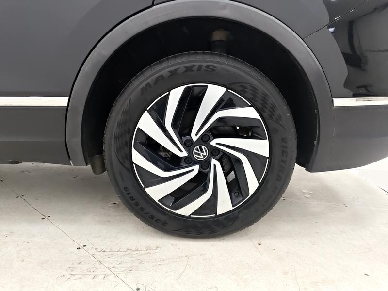 Volkswagen Tiguan L 2023