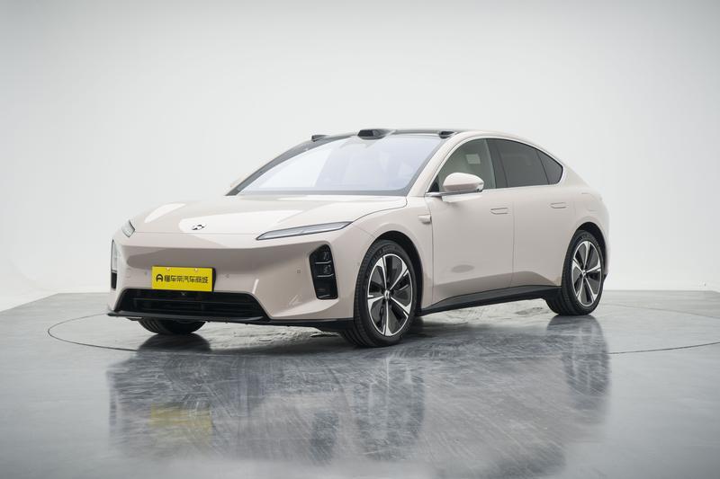NIO NIO ET5 2025