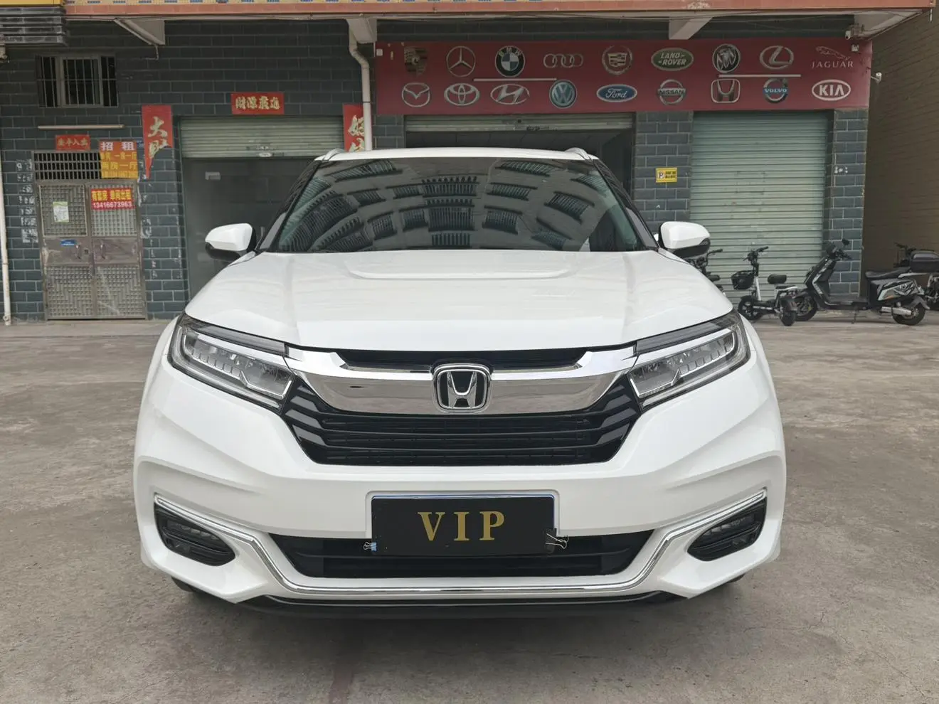 Honda Crown Road 370 TURBO 9AT Premium Edition AWD