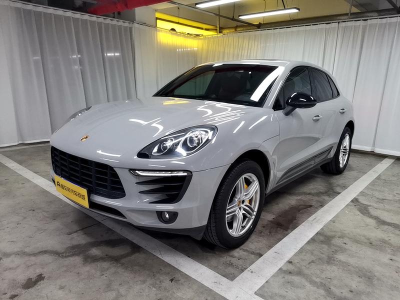 Porsche Macan 2016