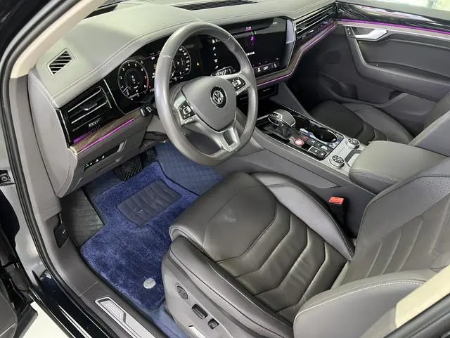 Volkswagen Touareg 3.0 TSI Sharp Edition